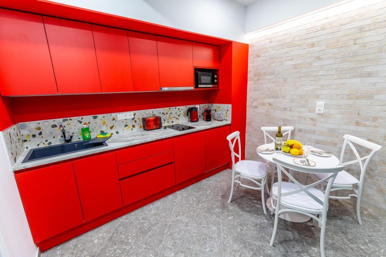 Bright Apartment In The Center Vipgreece Athena Bagian luar foto