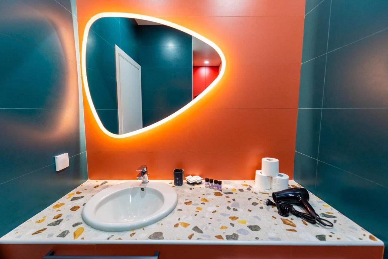 Bright Apartment In The Center Vipgreece Athena Bagian luar foto